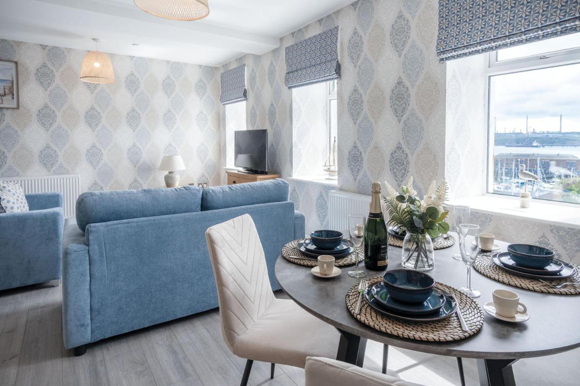 Harbour View - 2 Bedroom Apartment - มิลฟอร์ดเฮเวน ภายนอก รูปภาพ